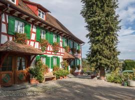 Ferienwohnung Risthof 3, holiday rental in Owingen