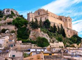 Bed & Breakfast StradaNuova, hotel in Scicli