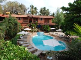 Sea Breeze Beach Resort Candolim, Goa، فندق في كاندوليم