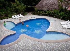 Turtle Beach Lodge: Tortuguero'da bir otel
