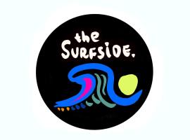 The Surfside Beaumaris，位于斯卡曼德圣海伦斯机场 - HLS附近的酒店