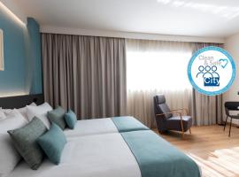 Aparthotel Atenea Barcelona, hotel v blízkosti zaujímavosti Stanica metra Les Corts (Barcelona)