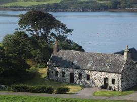 Dunvegan Castle Laundry Cottage, holiday home in Dunvegan