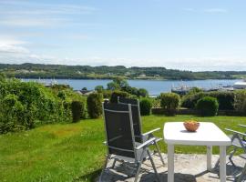 Atlantic View Holiday Home Killybegs, apartment in Killybegs