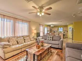 Family-Friendly Home about 12 Mi to Space Center!