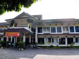 Hotel Wisata, hotel con parcheggio a Salaman
