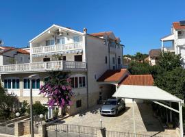 Apartments Kraljev Stanko, hotel v blízkosti zaujímavosti Kornati Marina (Biograd na Moru)