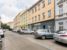 Easy Housing, hotel in Praag