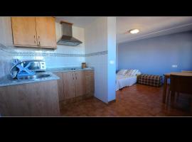 Apartamentos Rurales San Juan, rumah desa di Castellnovo