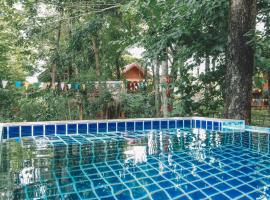 Akchanok Homestay, hotel with pools in Phitsanulok