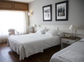 Hotel Vostra Llar, hotel v destinácii Palamós