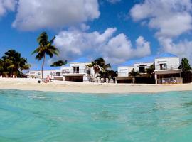 THE VILLAS ON GREAT BAY, Villa LAVINIA #9, beach rental sa Philipsburg