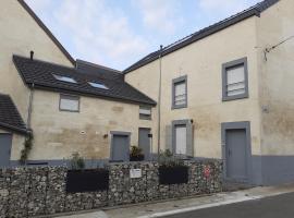 Les gîtes du Broukay - Hirondelle, hotel with parking in Bassenge