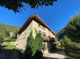 Maison d’hôtes les Méans, hotell sihtkohas Méolans