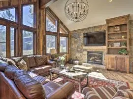 Walk to Lift: Luxe Villa w/ Hot Tub in Copper Mtn
