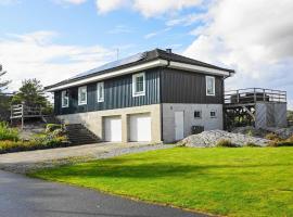 8 person holiday home in Henån-By Traum, hotel v destinaci Henån