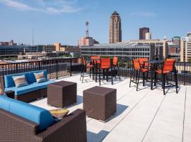 Sleepover Premier Downtown Des Moines Apartments