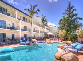 Cairns Queenslander Hotel & Apartments, viešbutis Kernse