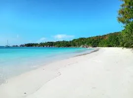 Le Chevalier Bay Guesthouse
