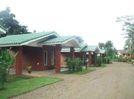 โรงแรม กานดาการ์เด้น, hotel Csumphonban
