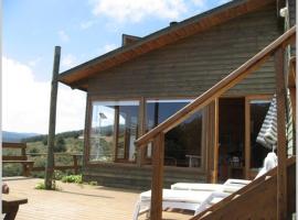 Tunquén preciosa casa con espectacular piscina, hotel in Algarrobo