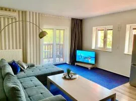 Słupsk forest PREMIUM HOTEL APARTAMENT M6 - Kaszubska street 18 - Wifi Netflix Smart TV50 - two bedrooms two extra large double beds - up to 6 people full - pleasure quality stay