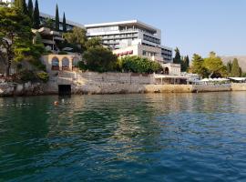Boutique & Beach Hotel Villa Wolff, hotel Lapad negyed környékén Dubrovnikban