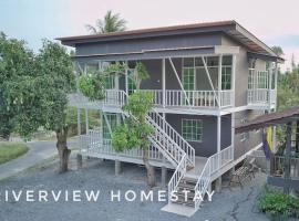 RIVERVIEW HOMESTAY PERLIS, cottage in Kangar