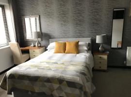 Rooms @ Number Six، فندق في أوكهام