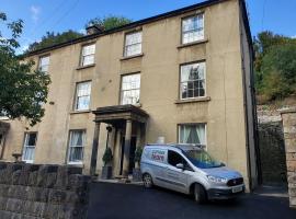 Derwent View Holiday Apartments, hotel cu parcare din Matlock