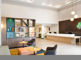 Holiday Inn & Suites Oakland - Airport by IHG, отель в Окленде