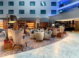 Crowne Plaza London Heathrow T4 by IHG, hotel en Hillingdon