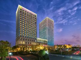 Crowne Plaza Wuhan Development Zone, an IHG Hotel, hotel en Wuhan