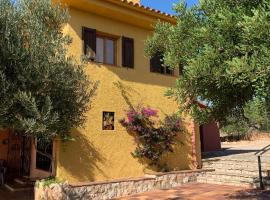 Casa Mola, hotel in Perelló