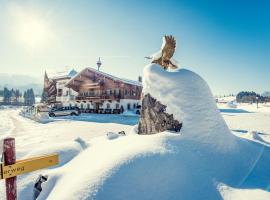 Hotel Riedl, hotel en Kössen
