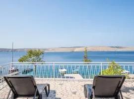 Apartment Iris by Interhome