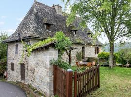 Brīvdienu māja Maison de 3 chambres avec jardin amenage et wifi a Senezergues pilsētā Sénezergues