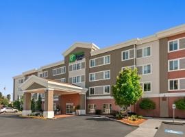 Holiday Inn Express and Suites Sumner, an IHG Hotel, hotel near White River Amphitheatre, Sumner