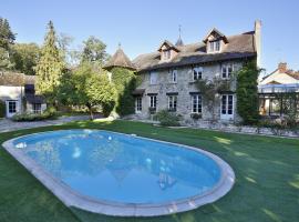 Le Clos Saint Lubin, hotel blizu znamenitosti Chevannes-Mennecy Golf Course, Nainville-les-Roches