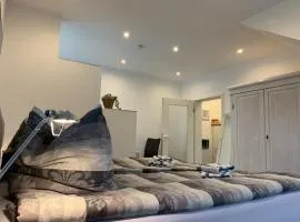 H&E Apartments