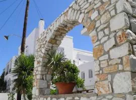 studios MARIA in naoussa paros