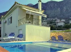 SEMIRAMIS SUITES with pool