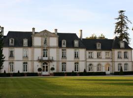 Grand Hôtel "Château de Sully" - Piscine & Spa, hotel con estacionamiento en Bayeux