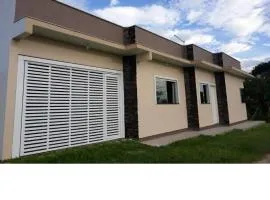 Casa 300 mt da Praia da Vila, Imbituba internacional Ar cond