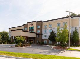 Best Western Plus North Savannah – hotel w mieście Port Wentworth