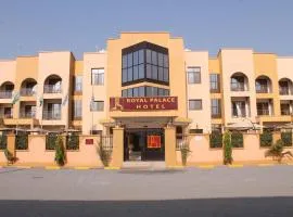 Royal Palace Hotel