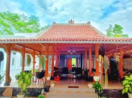 RedDoorz At Artomoro Guest House, hotel v destinaci Yogyakarta