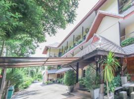 OYO 1145 Prickhom Garden Hotel, hotell i Nakhon Si Thammarat
