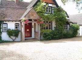 West Lodge Hotel, guest house in Aylesbury