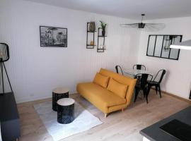 le studio by HOME FBL, holiday rental in Fontainebleau